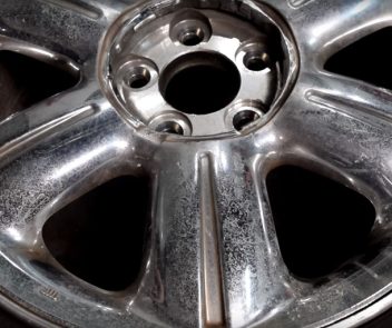 How to Remove Chrome from Steel Wheels