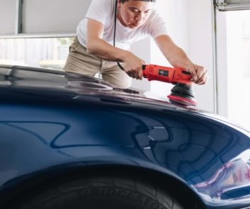 How to Remove Cloudiness from Car Paint