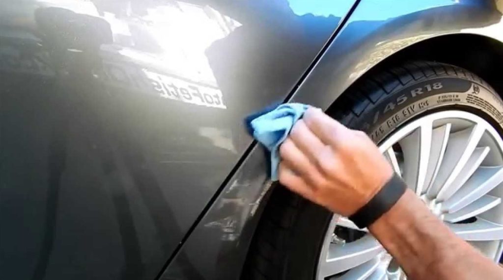 how to smooth out touch up paint on car