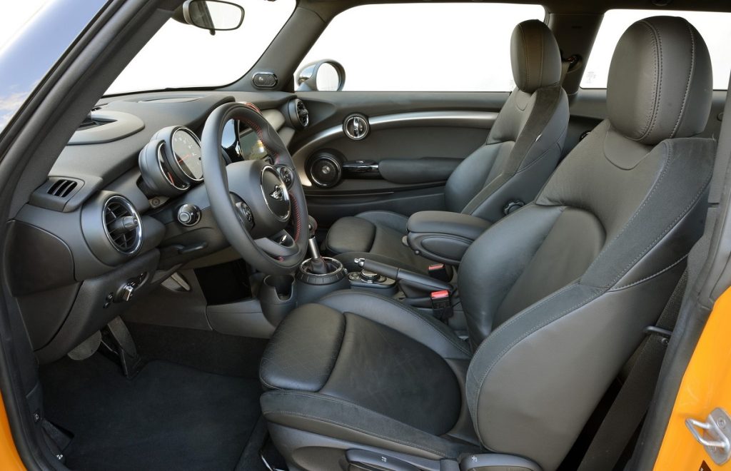 Leather vs Leatherette Car Seats